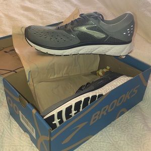 NIB Men’s Brooks Glycerin 16